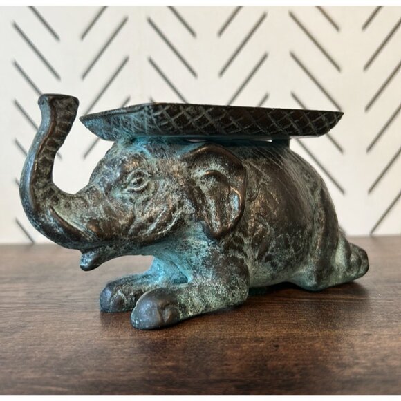 Antique Bronze Patina Heavy Elephant Trunk Up Paperweight Cast Sculpture 813g - Picture 6 of 10